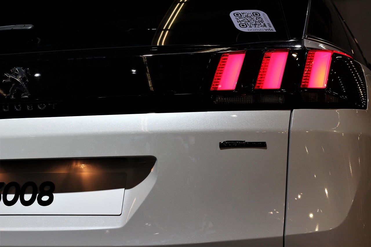 導(dǎo)航貼車衣，現(xiàn)代汽車美容新潮流之選